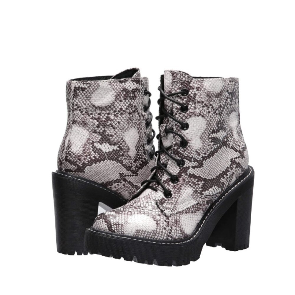 Madden Girl Women's Archiee Fashion Chunky Heel Boot Natural Multi- 10